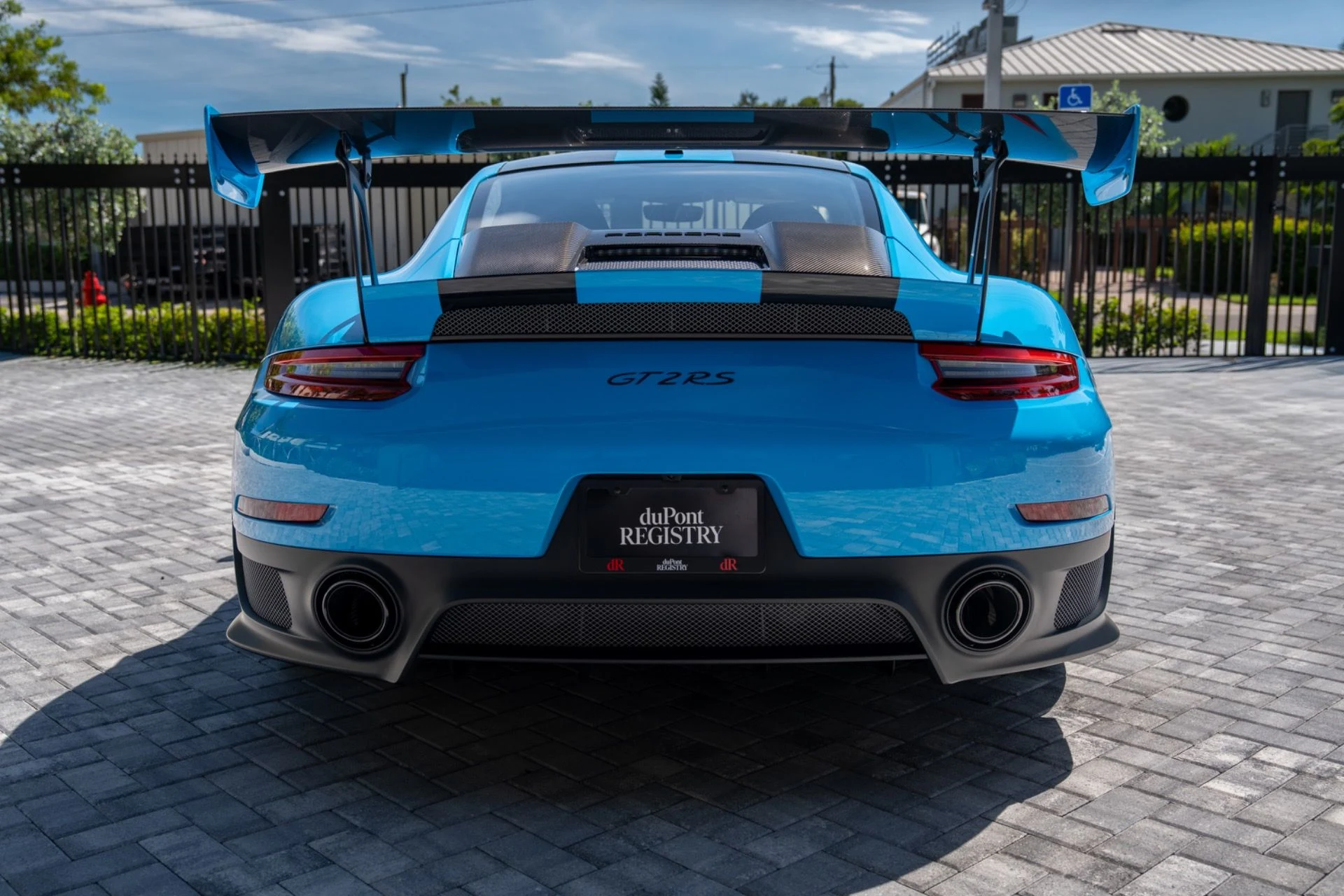 mph004_1848607899_Used_2018_Porsche_911_GT_2_RS_1791309723_af92d6a9e0