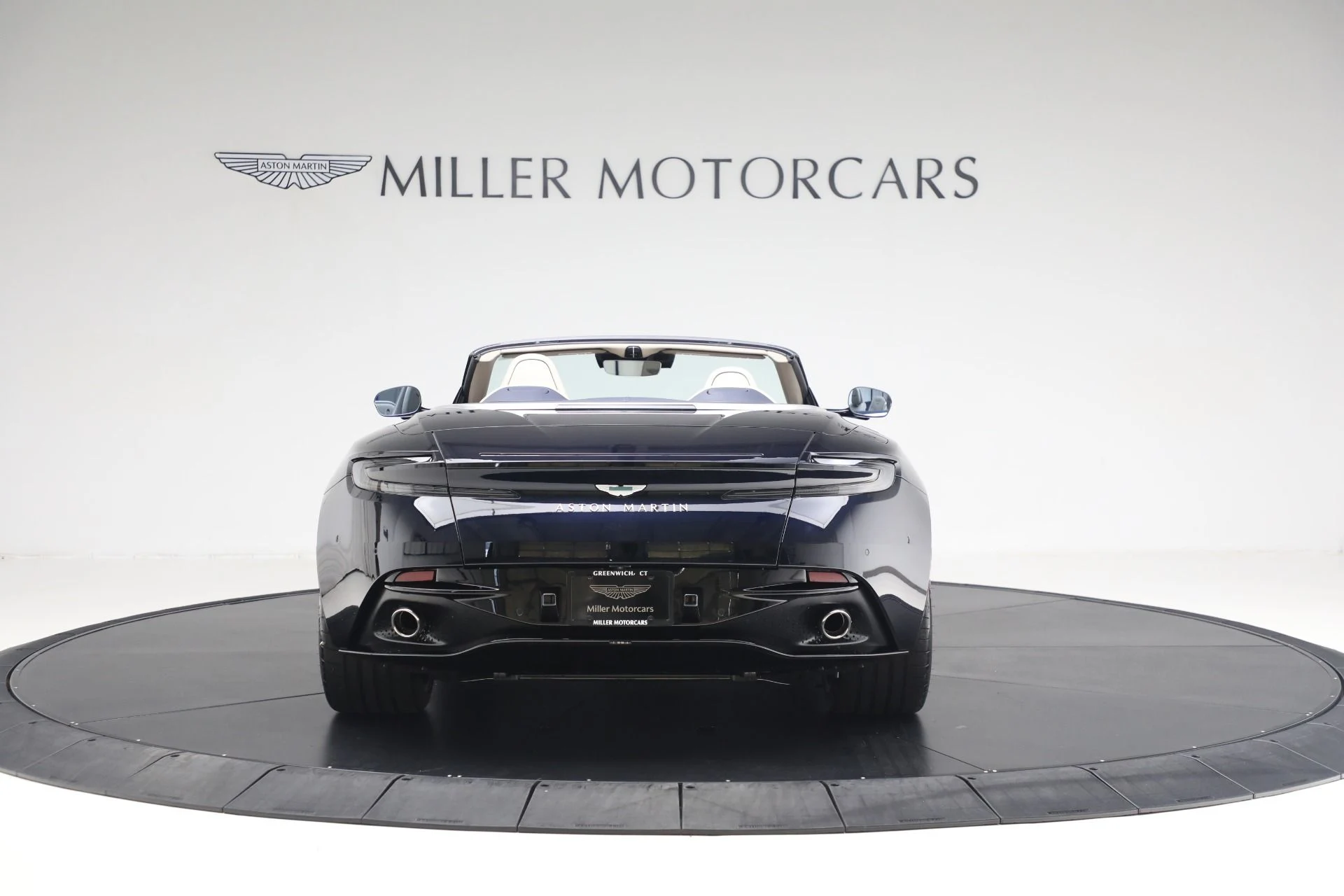 mph004_1852521903_New_2025_Aston_Martin_DB_12_Volante_e06276a854