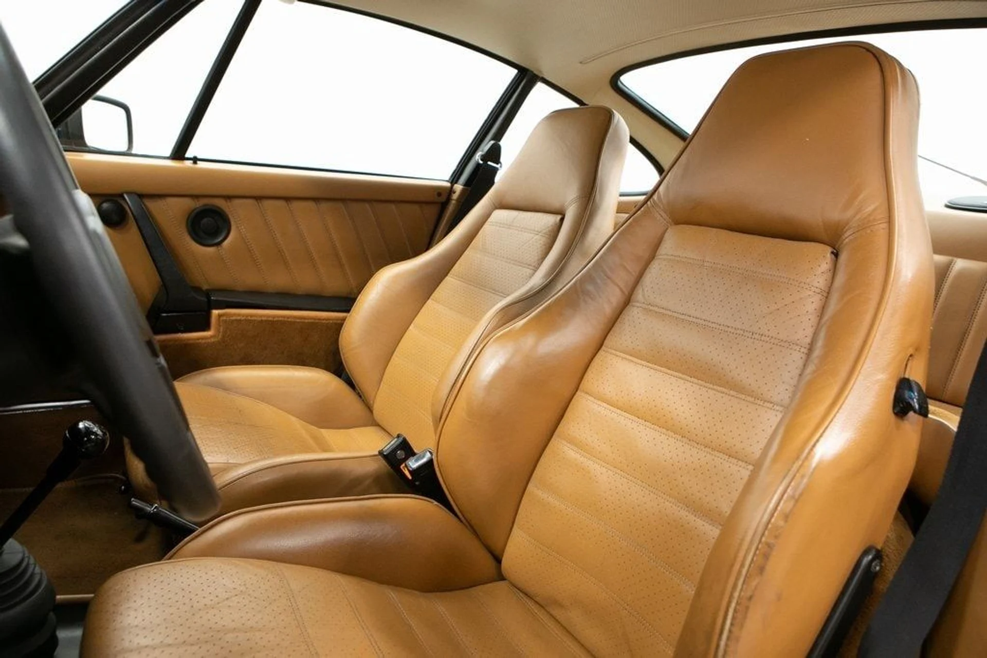 mph004_1855233671_ca8f83cc9f7a170aa553818f7ab50d06x_2141c4cd15