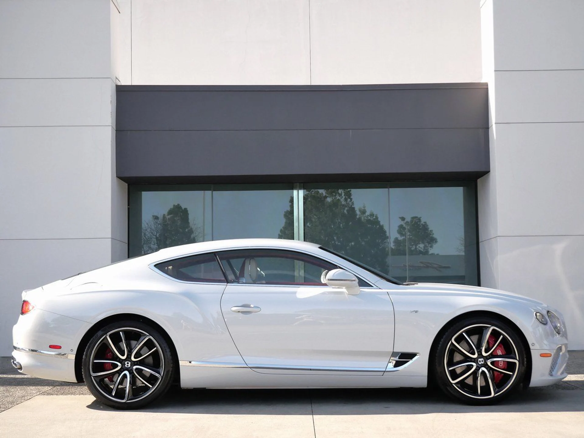 mph004_1855522093_b491cb0acb1dcec8325e32b8ea72e772x_e1c14d8649