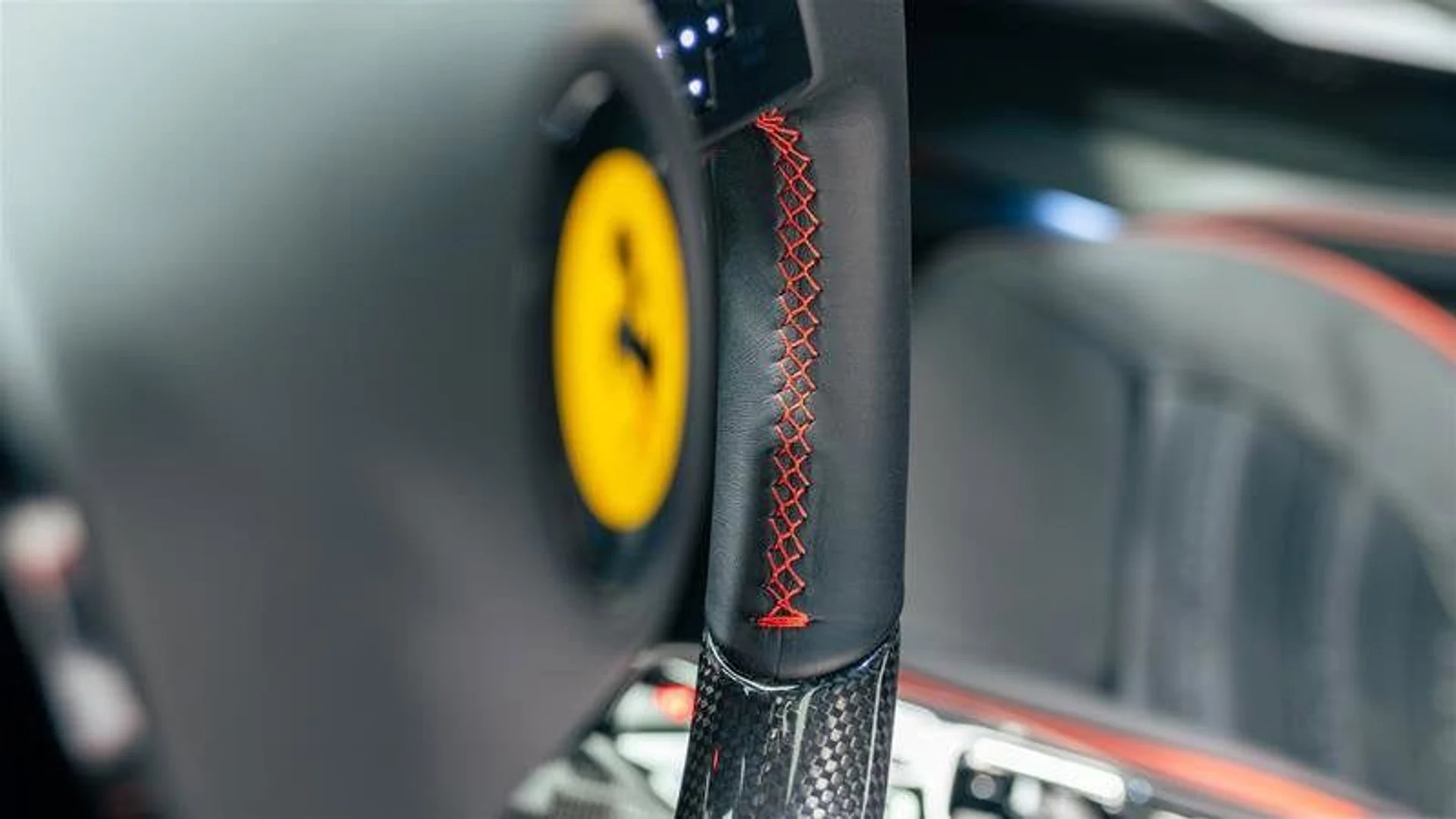 mph004_1862414709_bed56f7cc4984b90bea5c4ecbfe3ec53_d2c01e8825