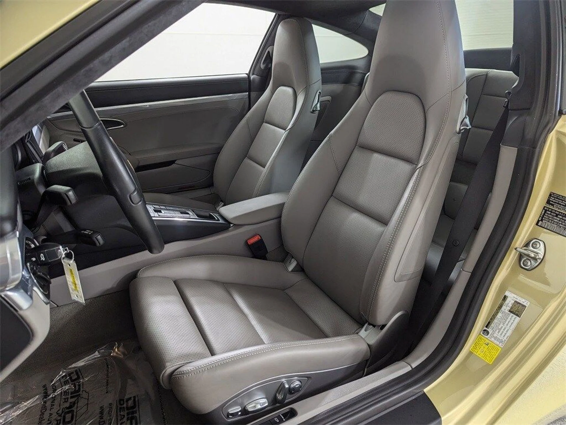 mph004_186582303_3c25b3e2a9efa80d865c7ad9939a765fx_69d0b9099f