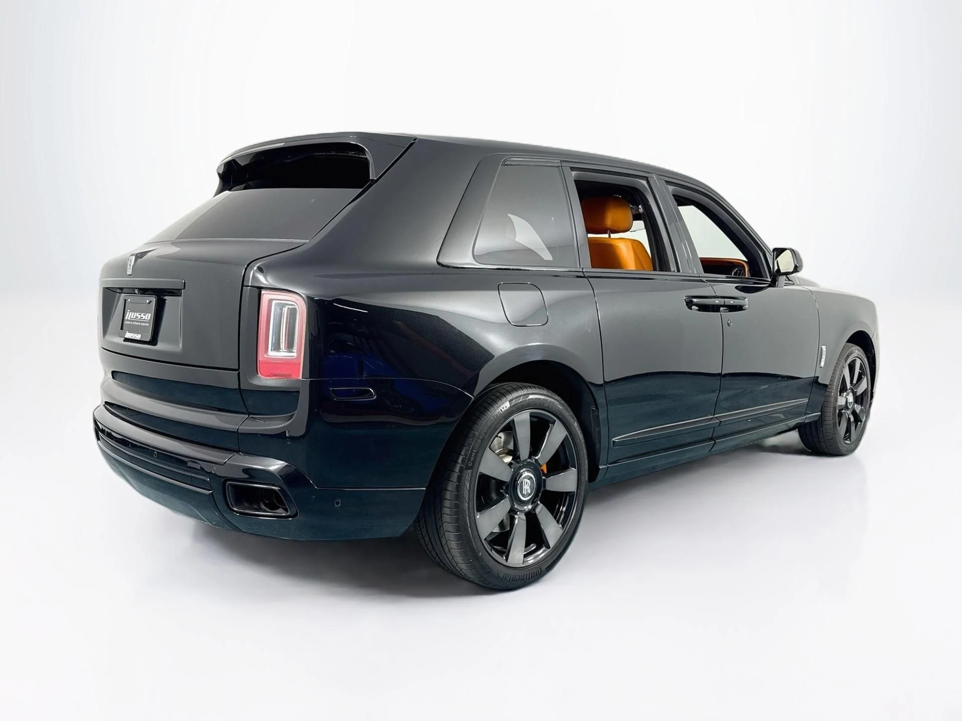 mph004_1869323665_Used_2020_Rolls_Royce_Cullinan_1791412680_8e39d95d2d