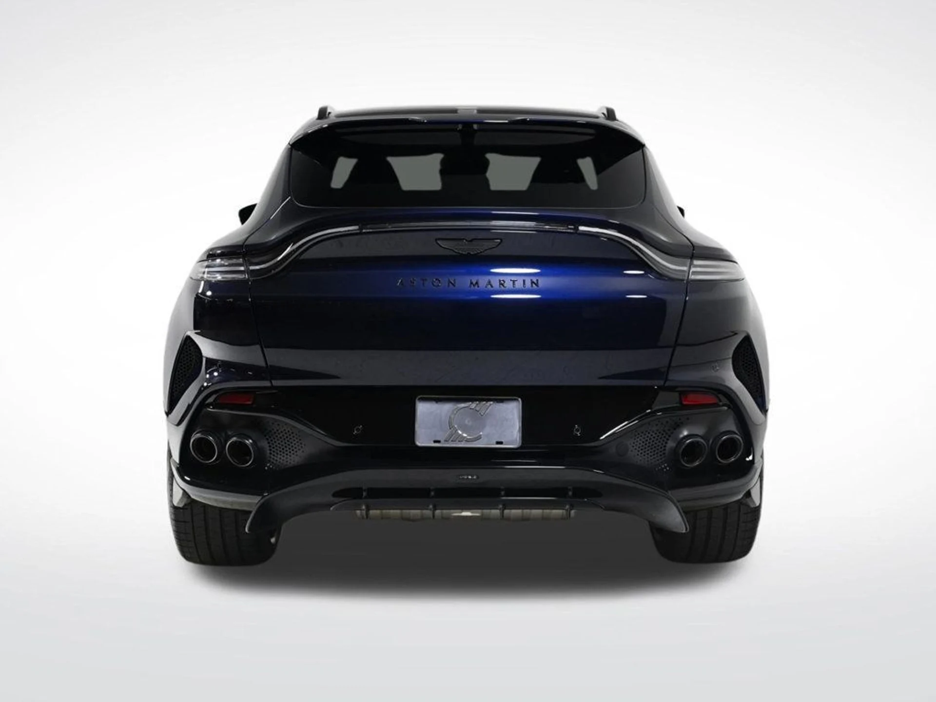 mph004_1873970071_new_2026_aston_martin_dbx_707awd_11350_22961651_4_1024_bd553b2663