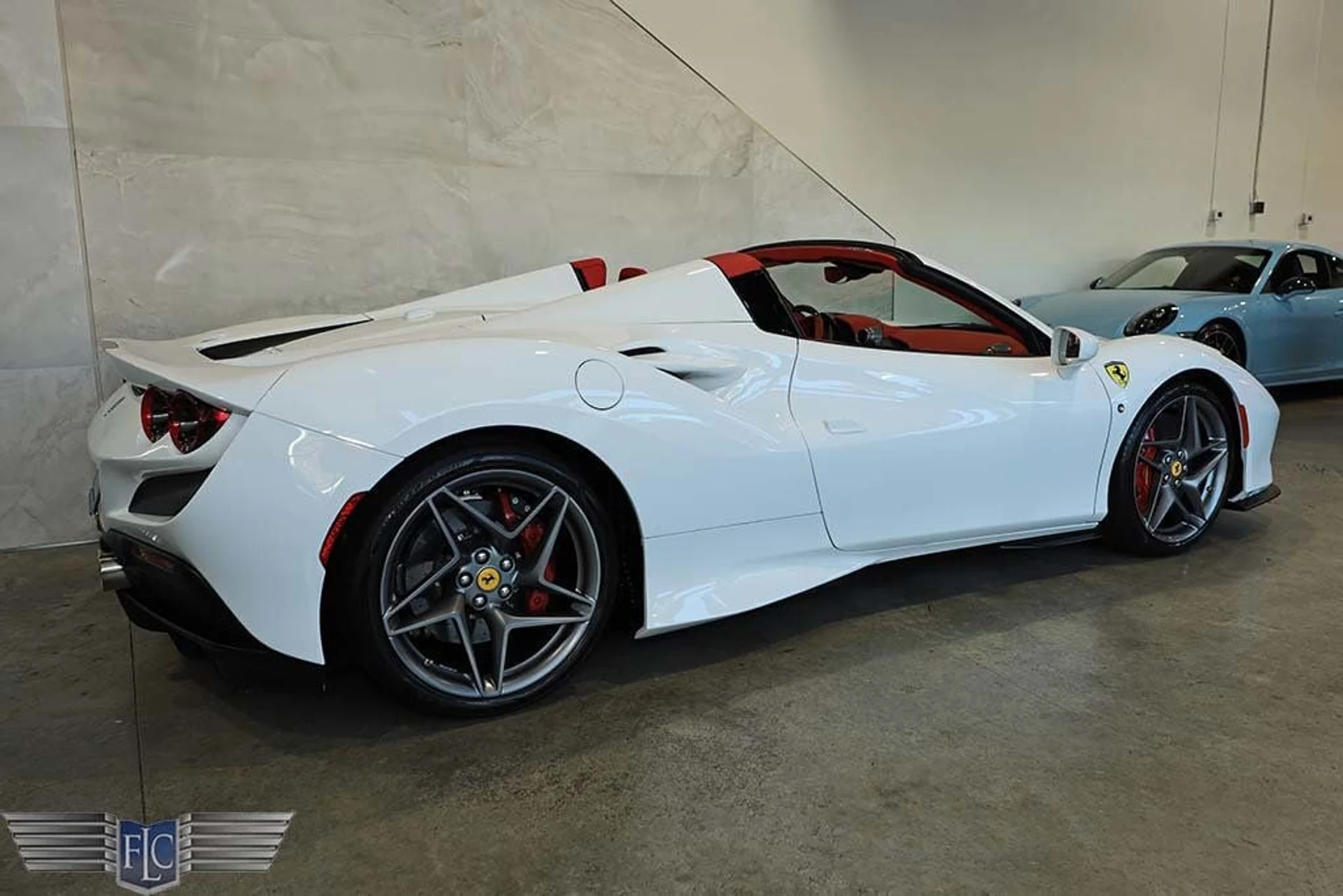 mph004_1884699953_used_2023_ferrari_f8_spider_convertible_9689_22983772_5_1024_69b9d2f545