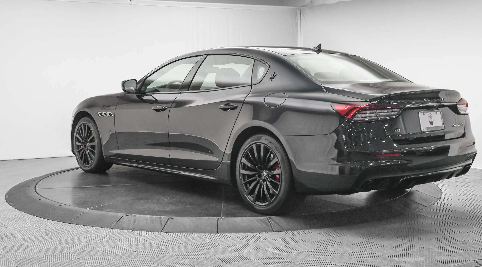 mph004_1896957474_Used_2022_Maserati_Quattroporte_Modena_Q4_1755245066_71d4966e62