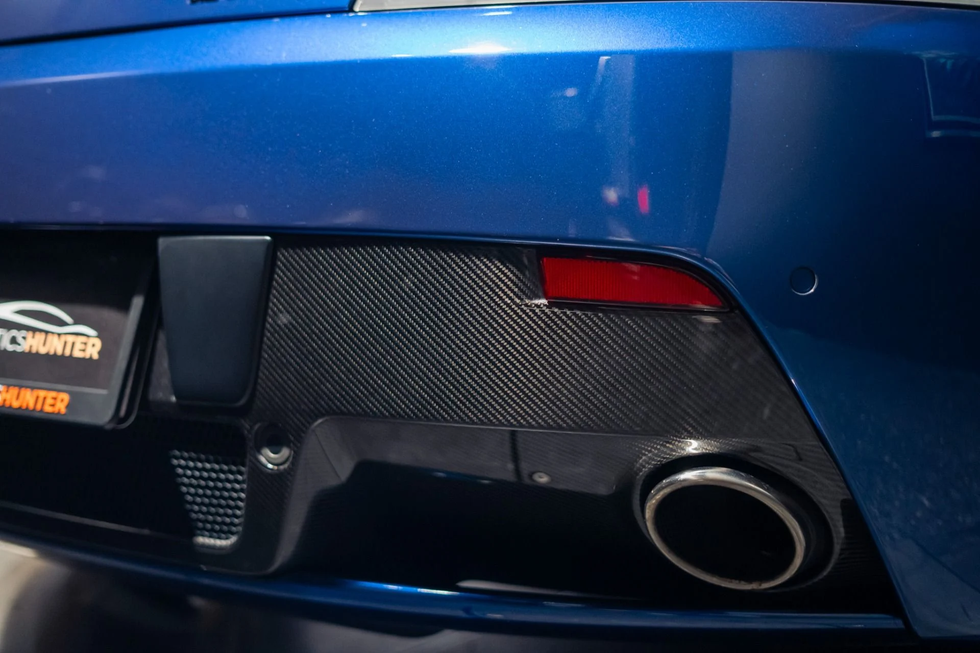 mph004_1897816360_Used_2011_Aston_Martin_V12_Vantage_Manual_Transmission_Aviemore_Blue_1785170153_4aaffec691
