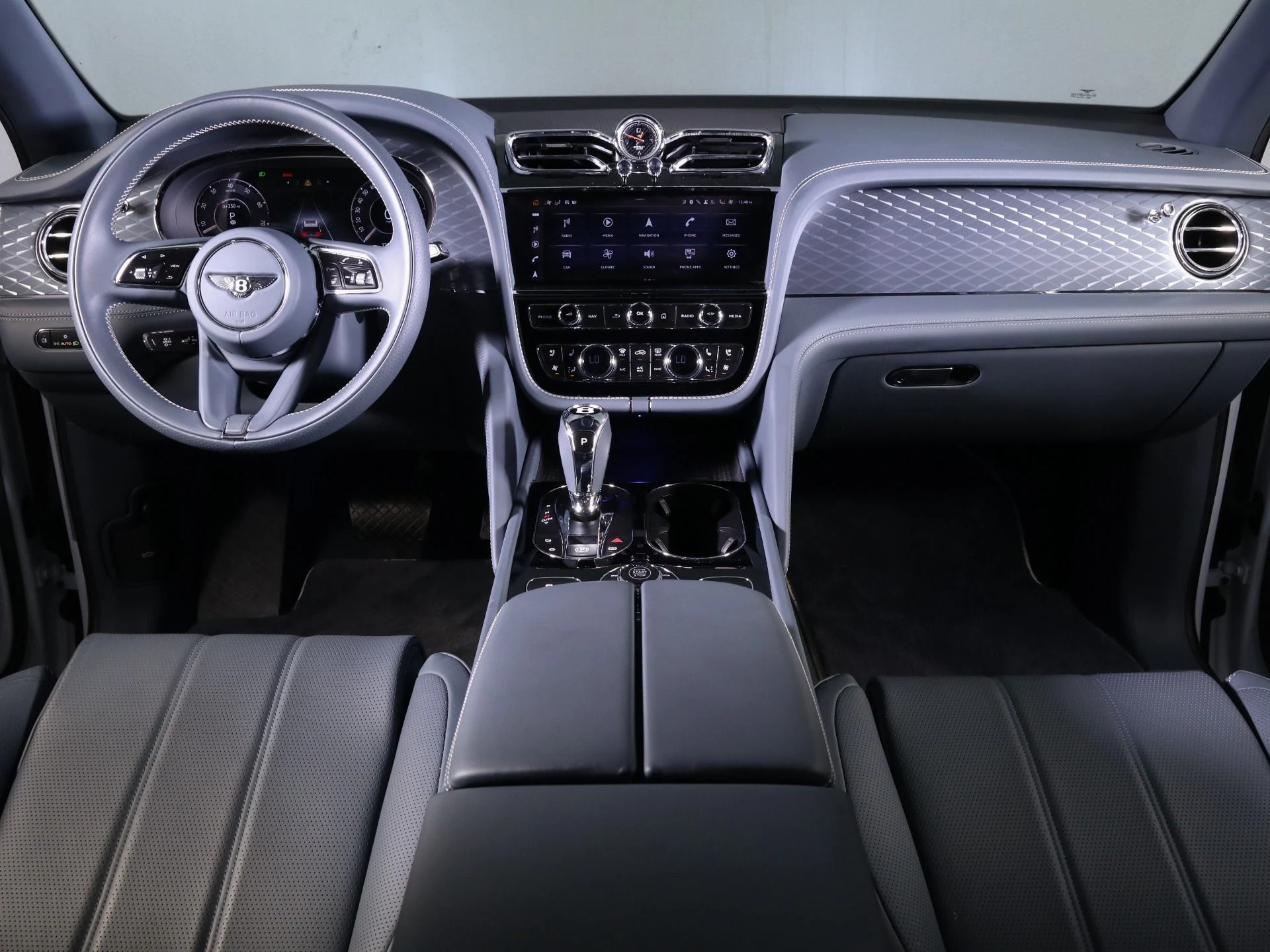 mph004_1897873794_Used_2024_Bentley_Bentayga_EWB_1757480370_e59afeeea3