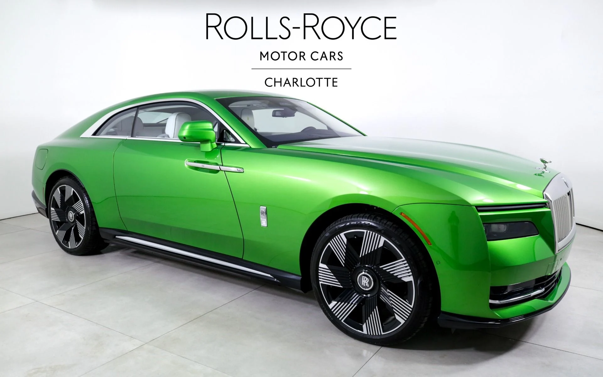 mph004_1902704775_Used_2024_Rolls_Royce_Spectre_1738086409_9ab5cac1bb
