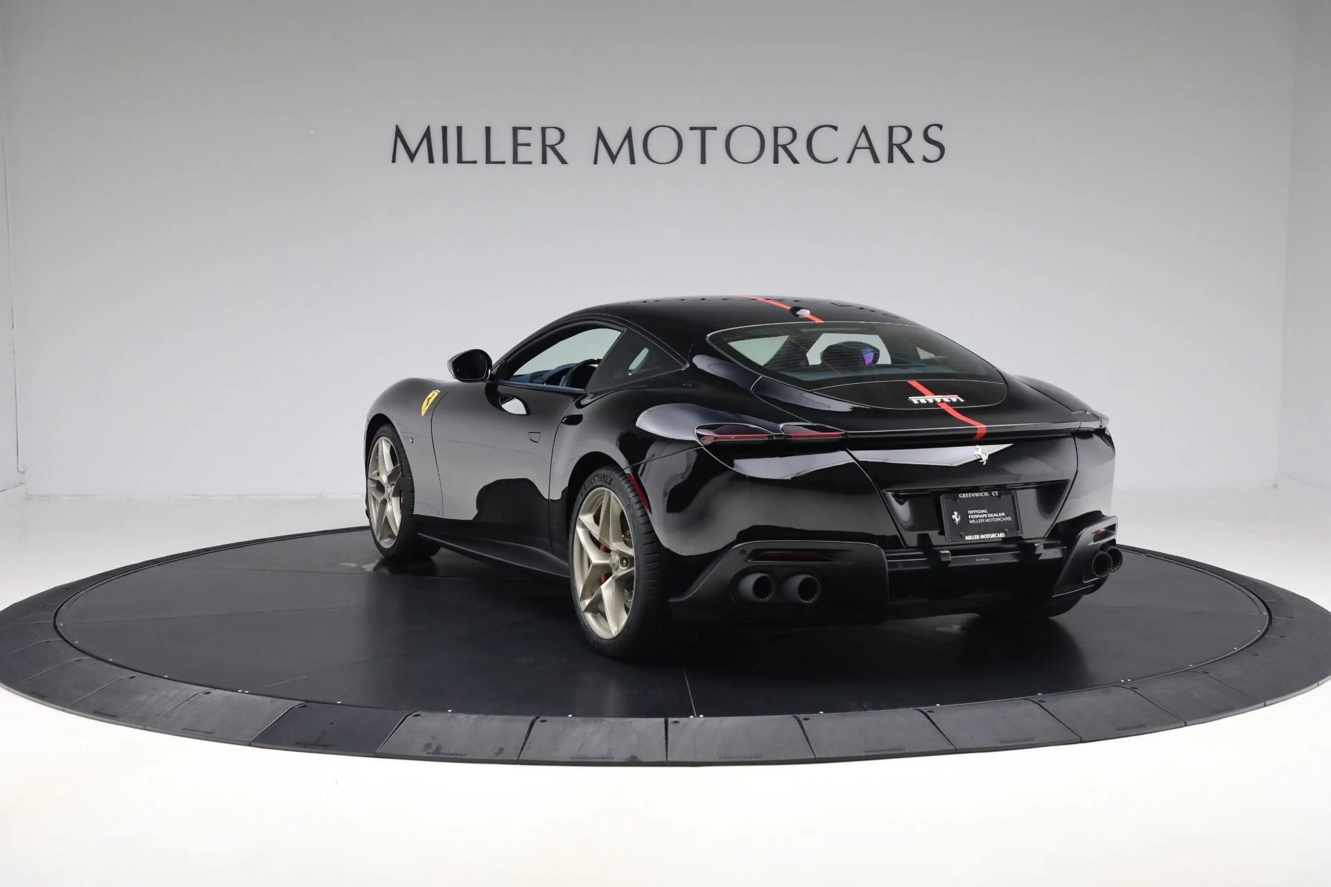 mph004_1903644187_Used_2022_Ferrari_Roma_2df689591b