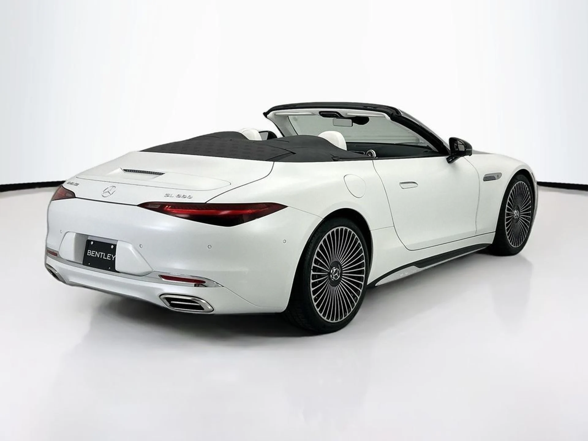 mph004_1904656776_used_2026_mercedes_benz_sl_maybachsl680monogramseriesroadster_8119_23003941_5_1024_60ae59d59d