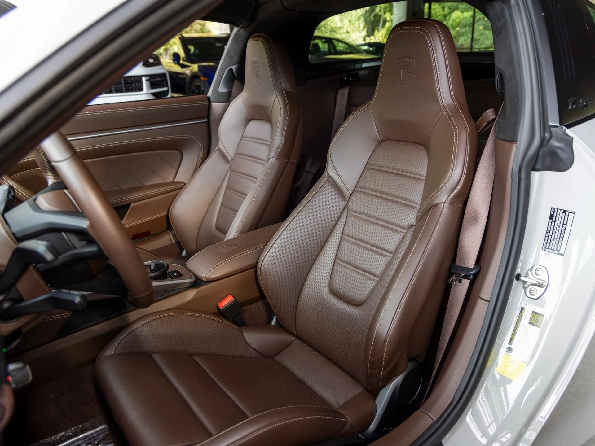 mph004_1909499332_5_93ac957bcf