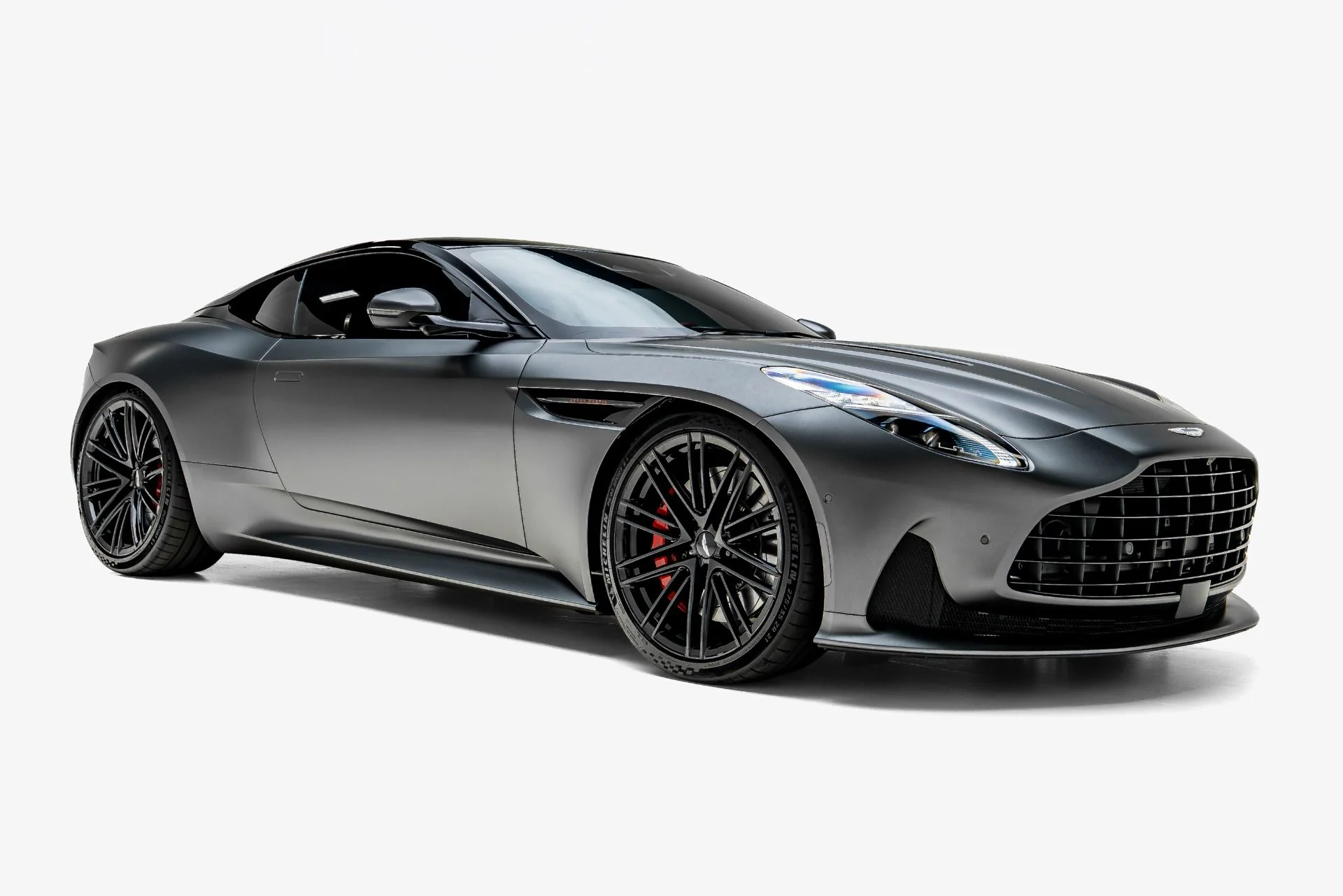 mph004_1914545075_Used_2024_Aston_Martin_DB_12_V8_1784874860_d0e1ee1698