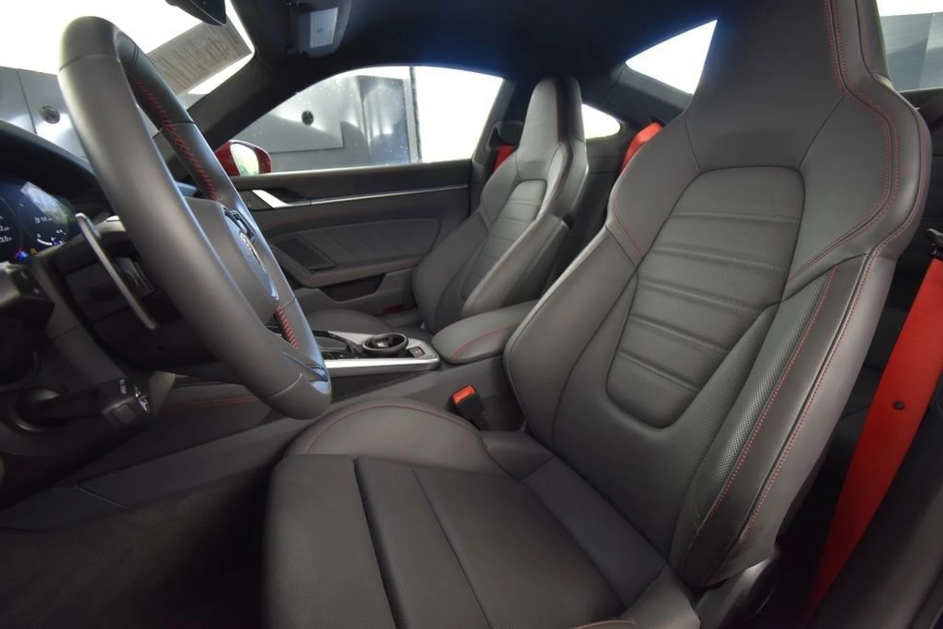 mph004_1918858320_57abb7e3a375c72dca2991bf32bce4dax_e2d1c5663c