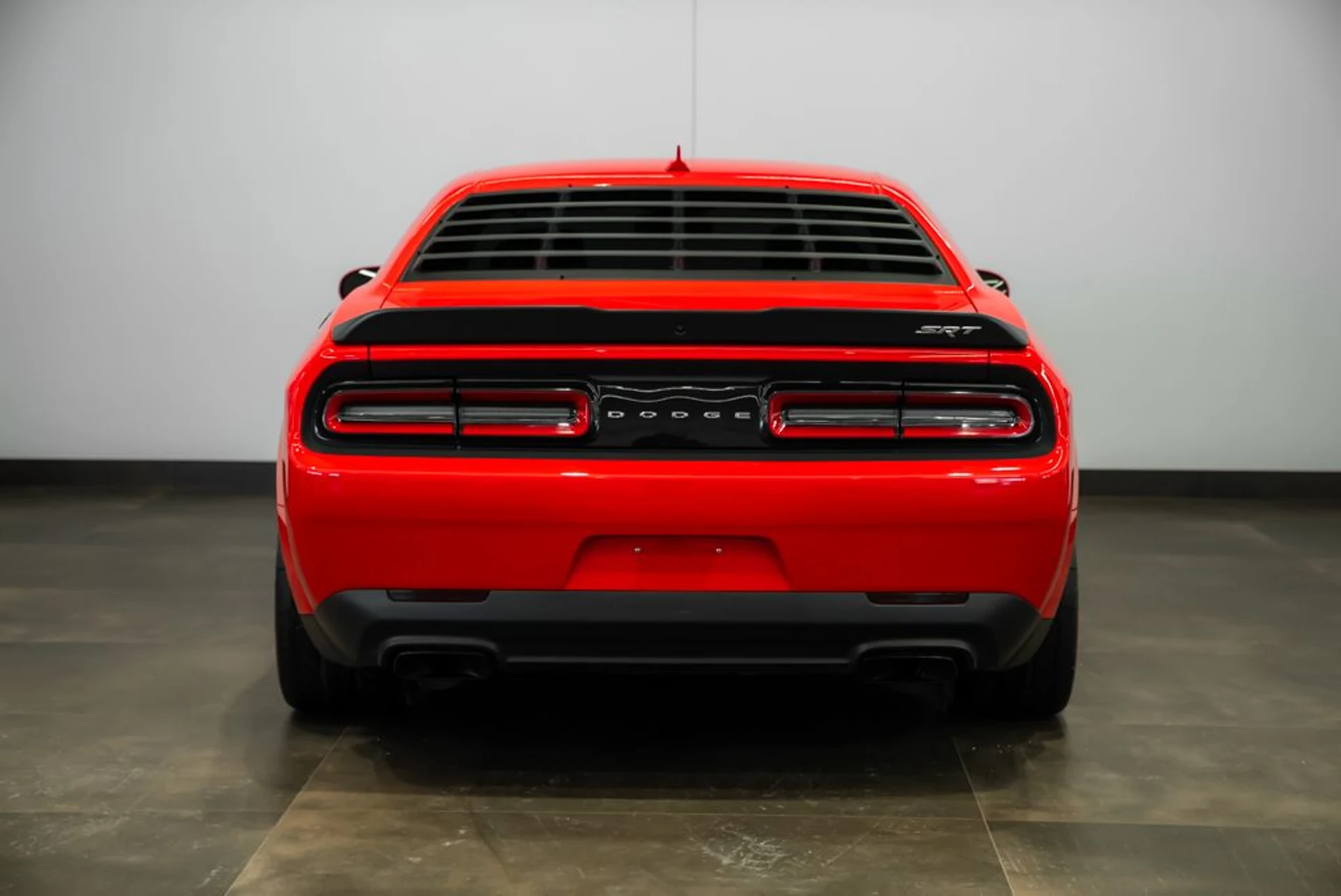 mph004_1920948116_dodge_challenger_2018_jpg_v_1775587595_c2b3517dbe
