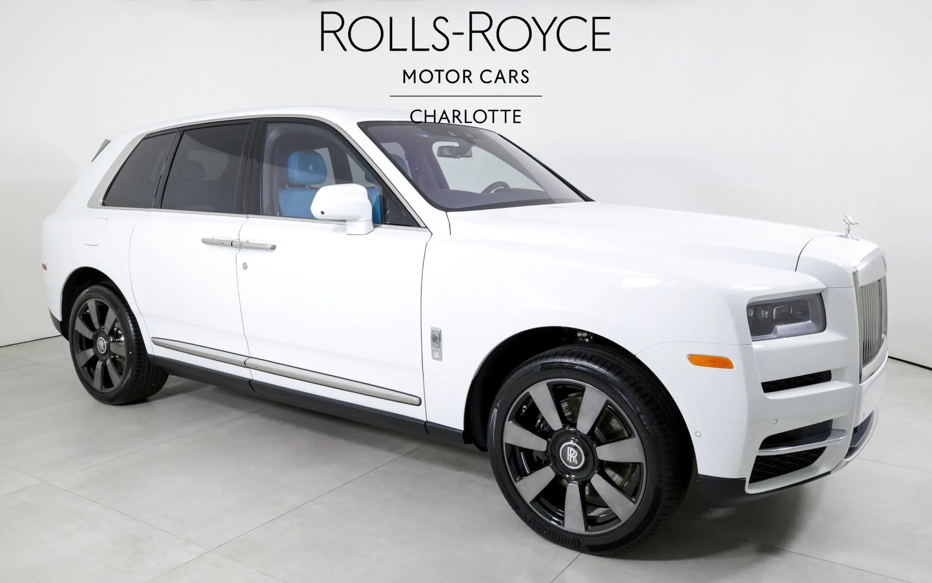mph004_1922099977_Used_2024_Rolls_Royce_Cullinan_1715875988_71d1adb5ec