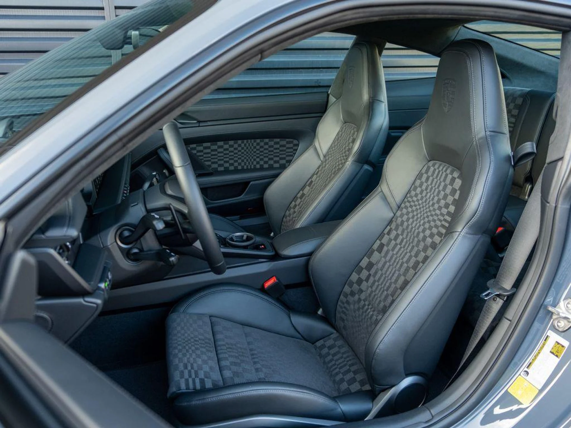 mph004_1923219172_9ee_F_3_H_Dg5_So08_PXN_Sm_YFZ_6_M0_FY_fb64f41297