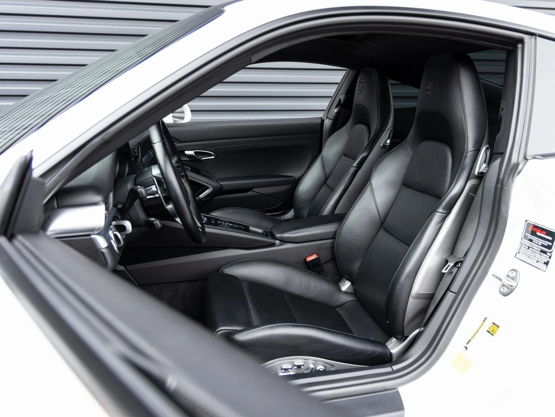 mph004_192330392_5_a8197a4ff1