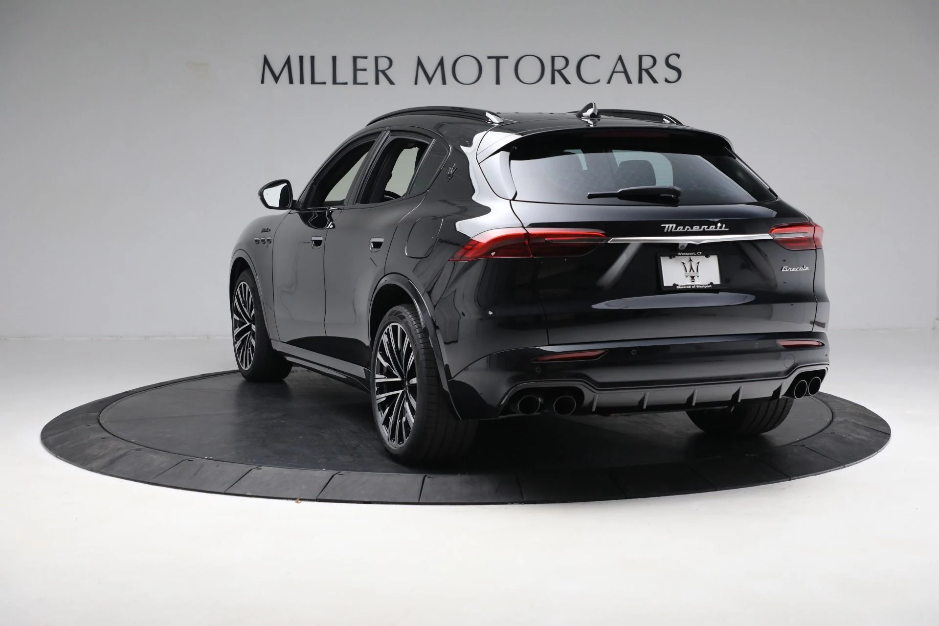 mph004_1943551450_Used_2023_Maserati_Grecale_Modena_1673899433_2c3c4228b9