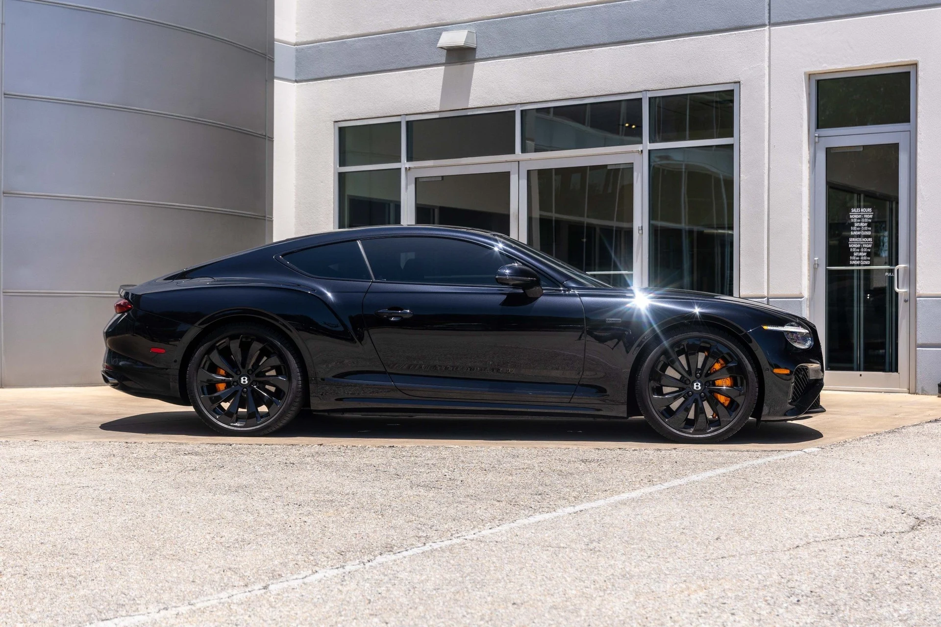 mph004_1954100344_Hi_Tech_Luxury_Imports_LLC_SCBCP_2_ZG_0_SC_023285_image_4_3188302d4c