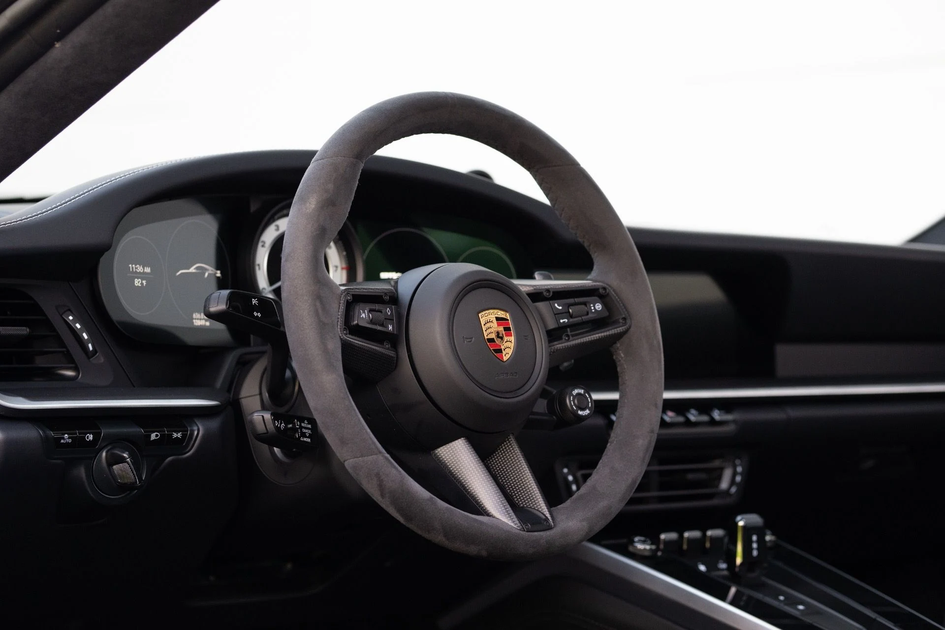 mph004_1954205837_Used_2021_Porsche_911_Turbo_S_1758737347_14b33d5ea7