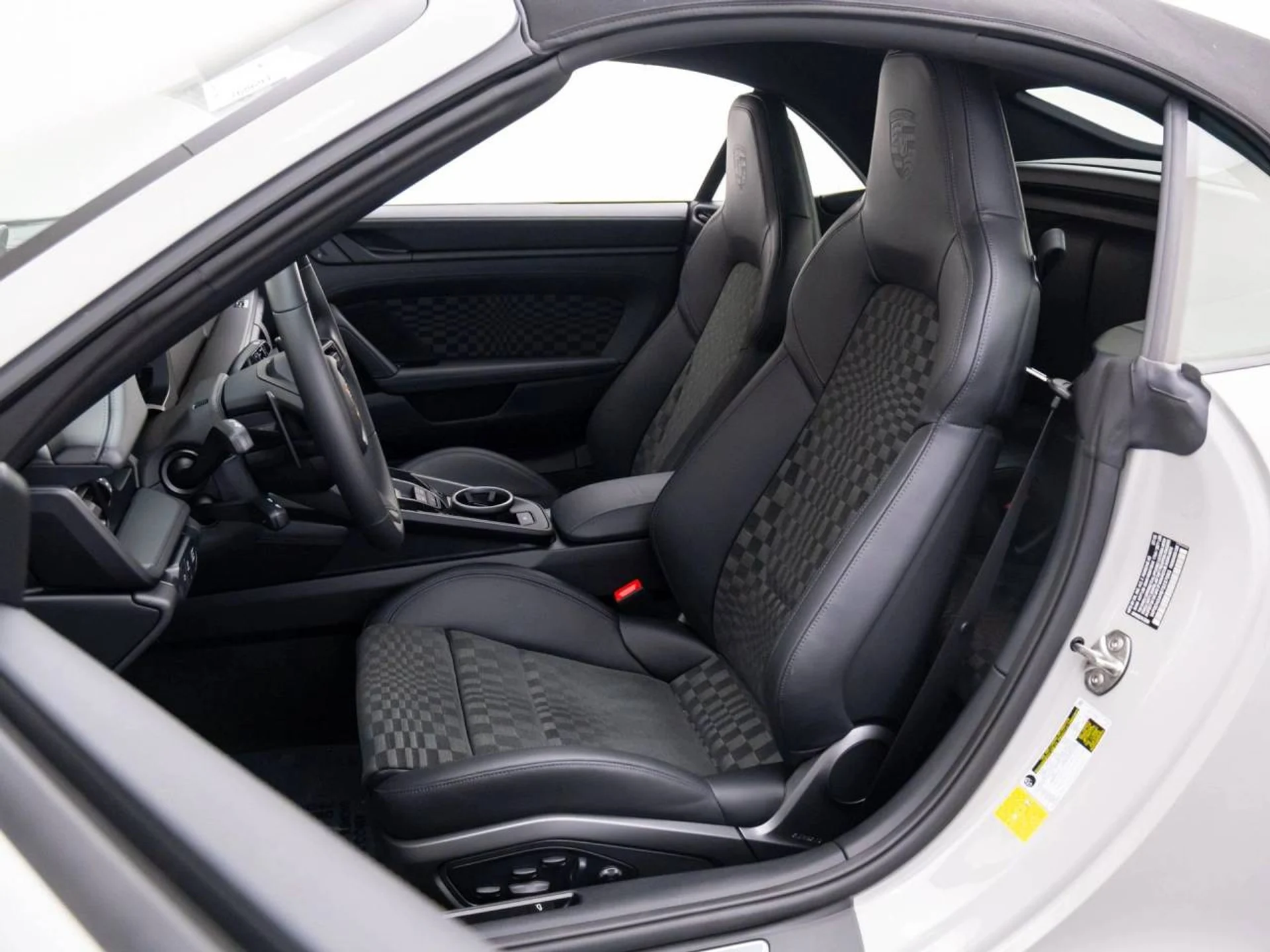 mph004_196131222_ce8ff66ecc4b23dde0b92d1fe5c483bdx_65fdc5b878