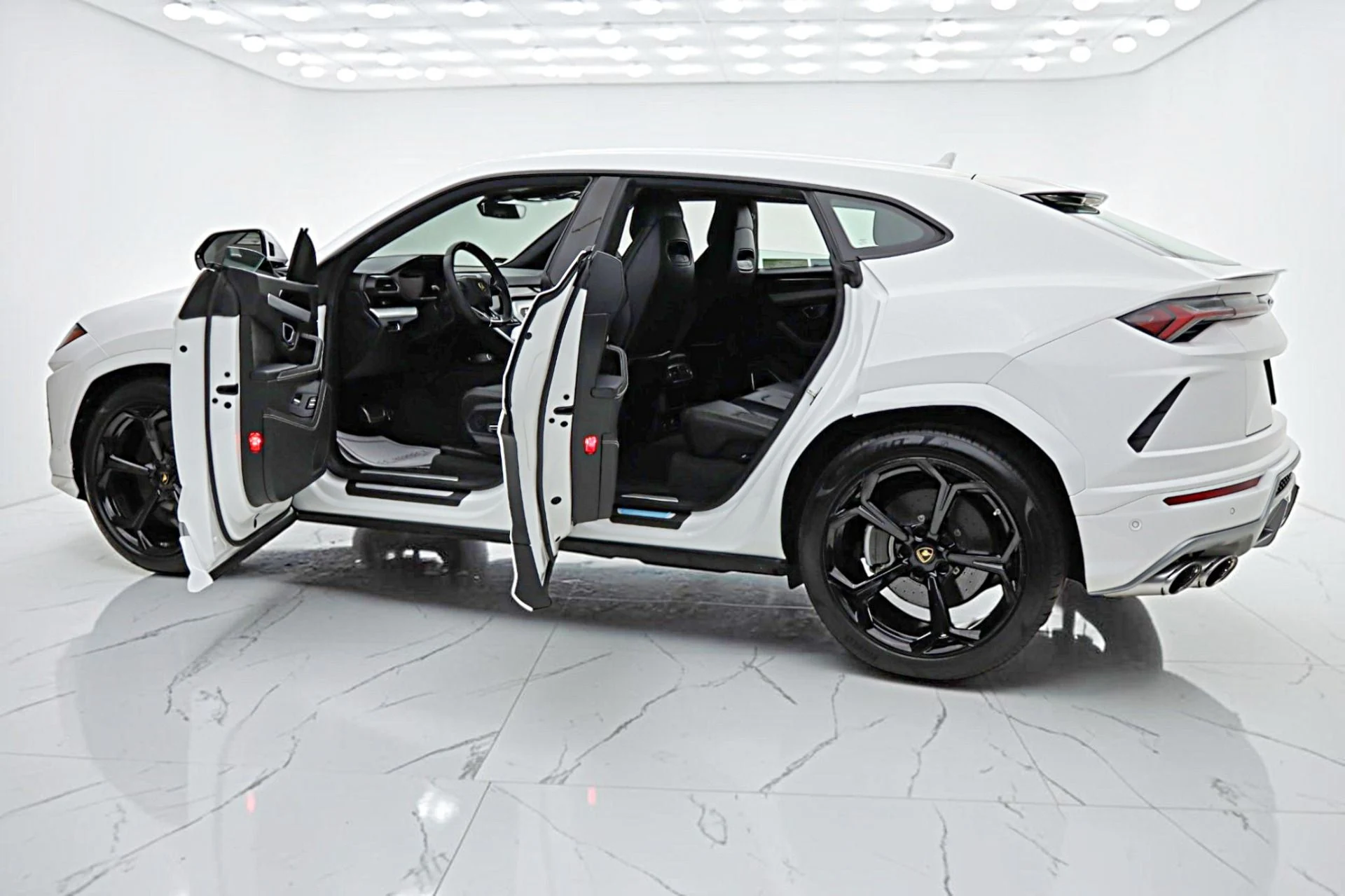 mph004_1961919627_Used_2020_Lamborghini_Urus_SELEZIONE_PRE_OWNED_CERTIFIED_9d7d8544fa