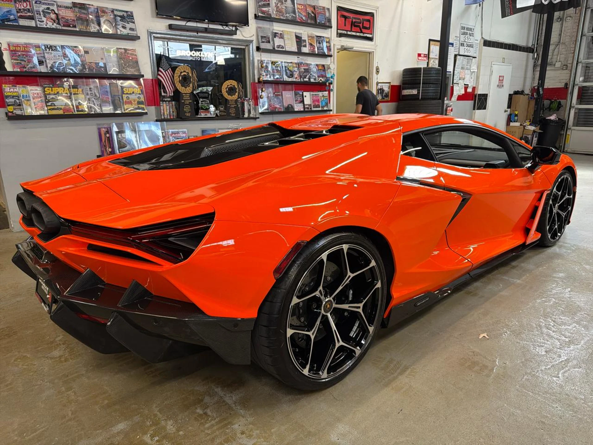 mph004_1974932554_639106451671502407_ee99476b61