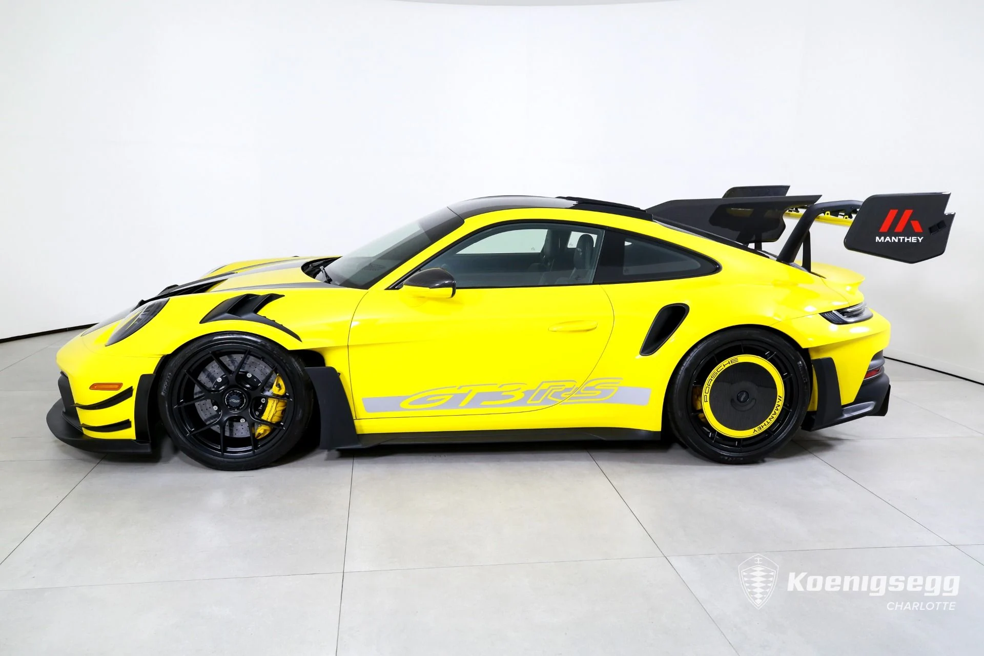 mph004_1976155015_Used_2024_Porsche_911_GT_3_RS_MANTHEY_1774641347_cf8f827743