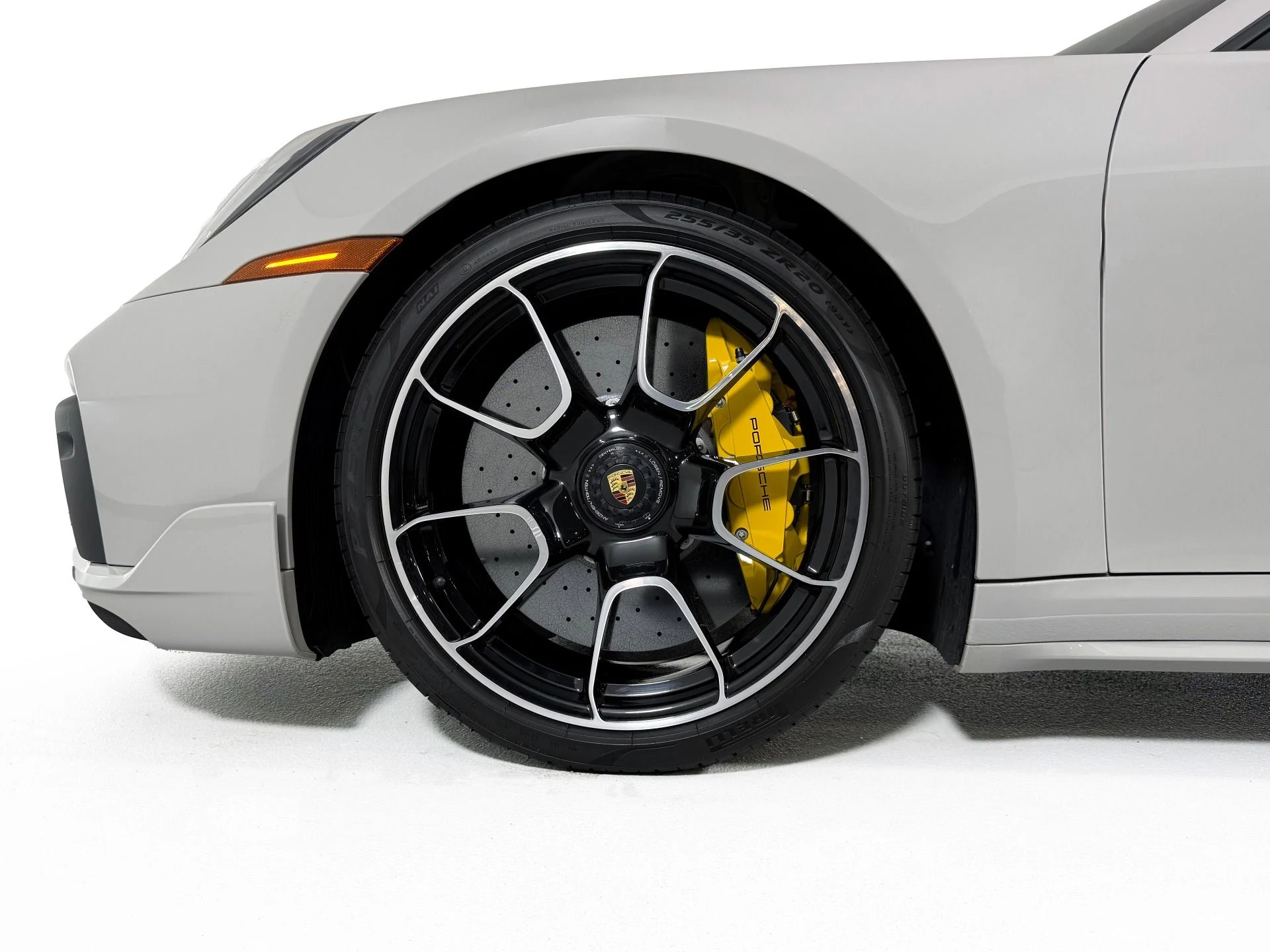 mph004_1980047209_Used_2025_Porsche_911_Turbo_S_1761053576_69e9131a2c