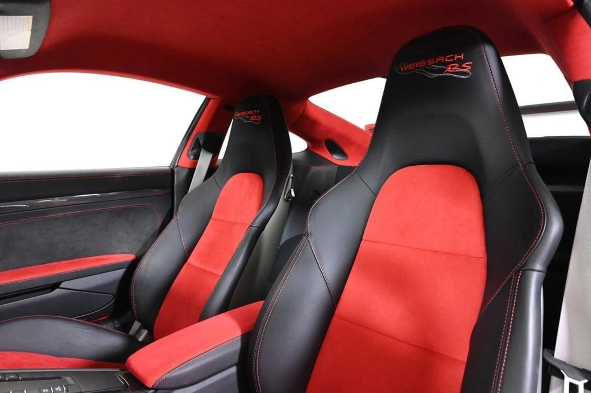 mph004_198655690_c92fdff53aaf4cc9b1bdcd61cfdcb4dc_63828d4341