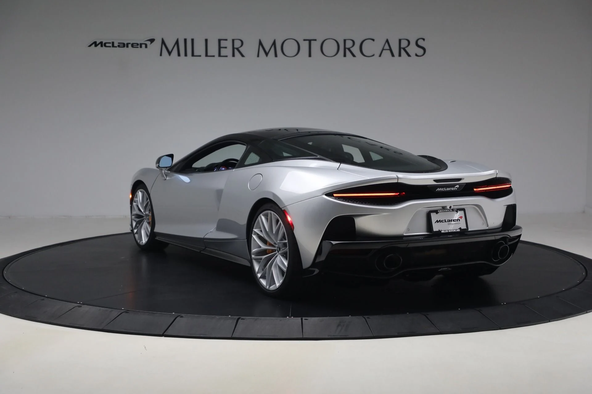 mph004_1987952193_Used_2023_Mc_Laren_GT_Luxe_f895ba4618