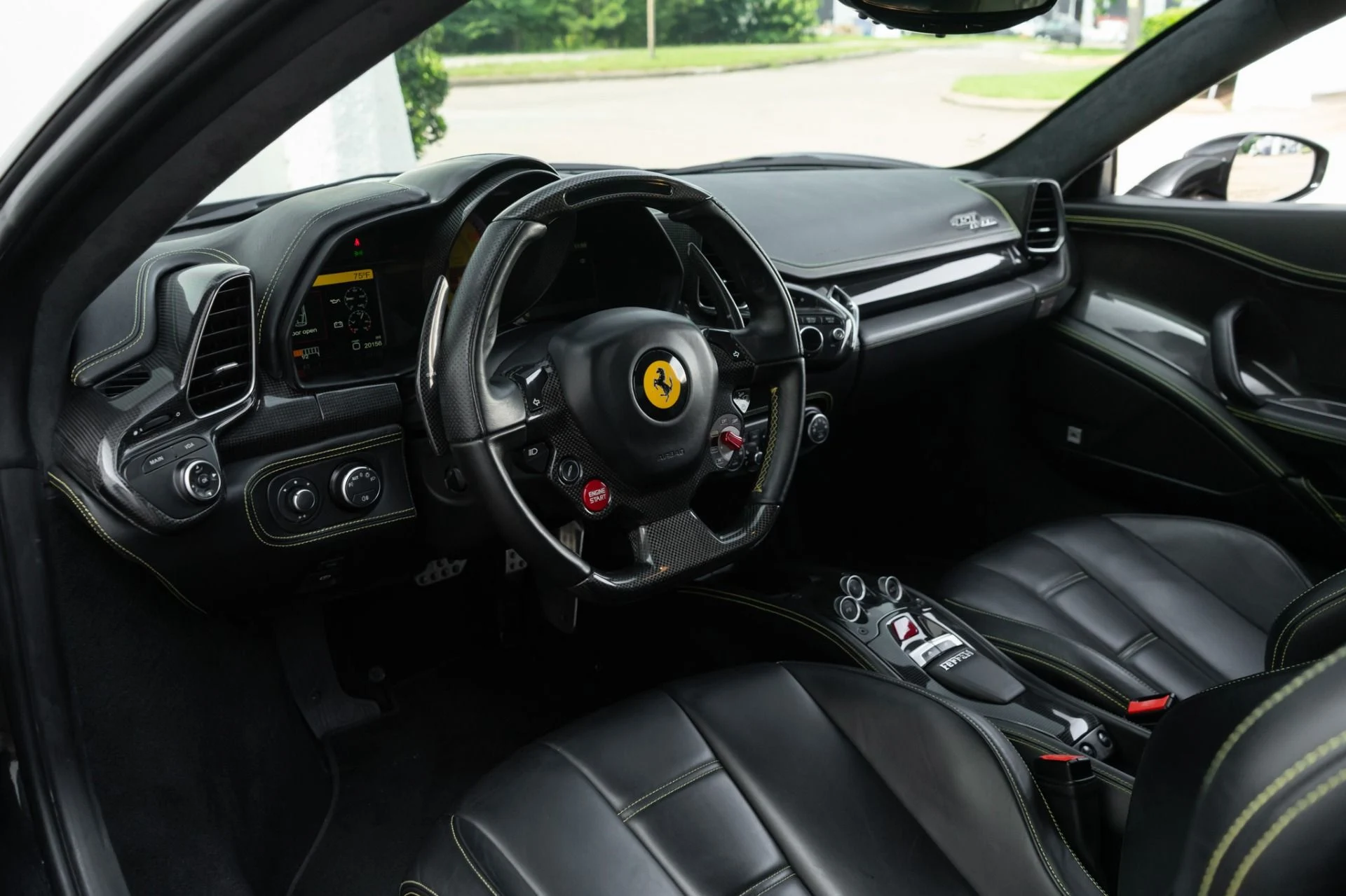 mph004_1994652565_Used_2011_Ferrari_458_Italia_1782320049_a250cb5553
