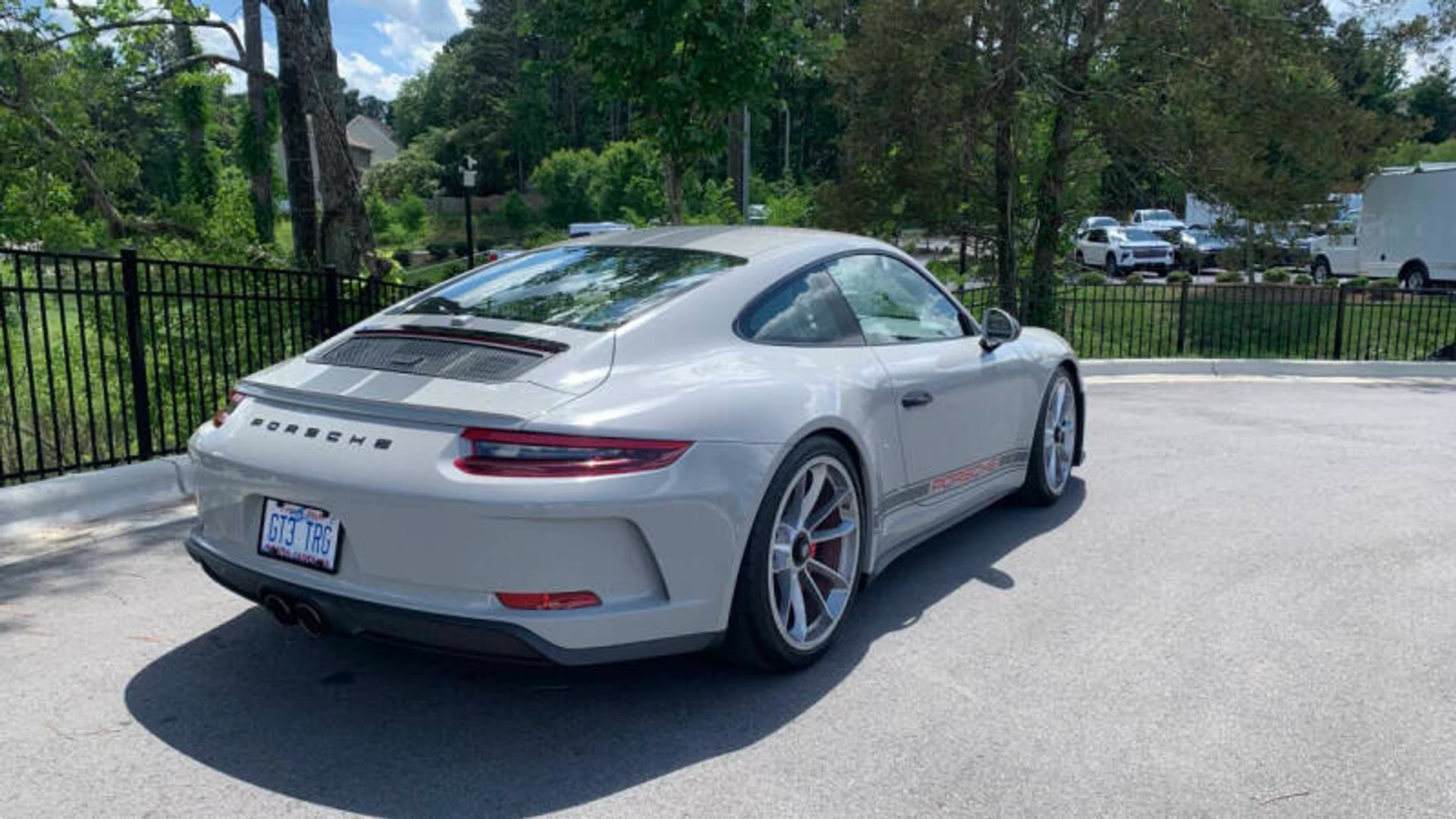 mph004_1999179581_2018_porsche_911_gt3_2dr_coupe_53c2d4a7de