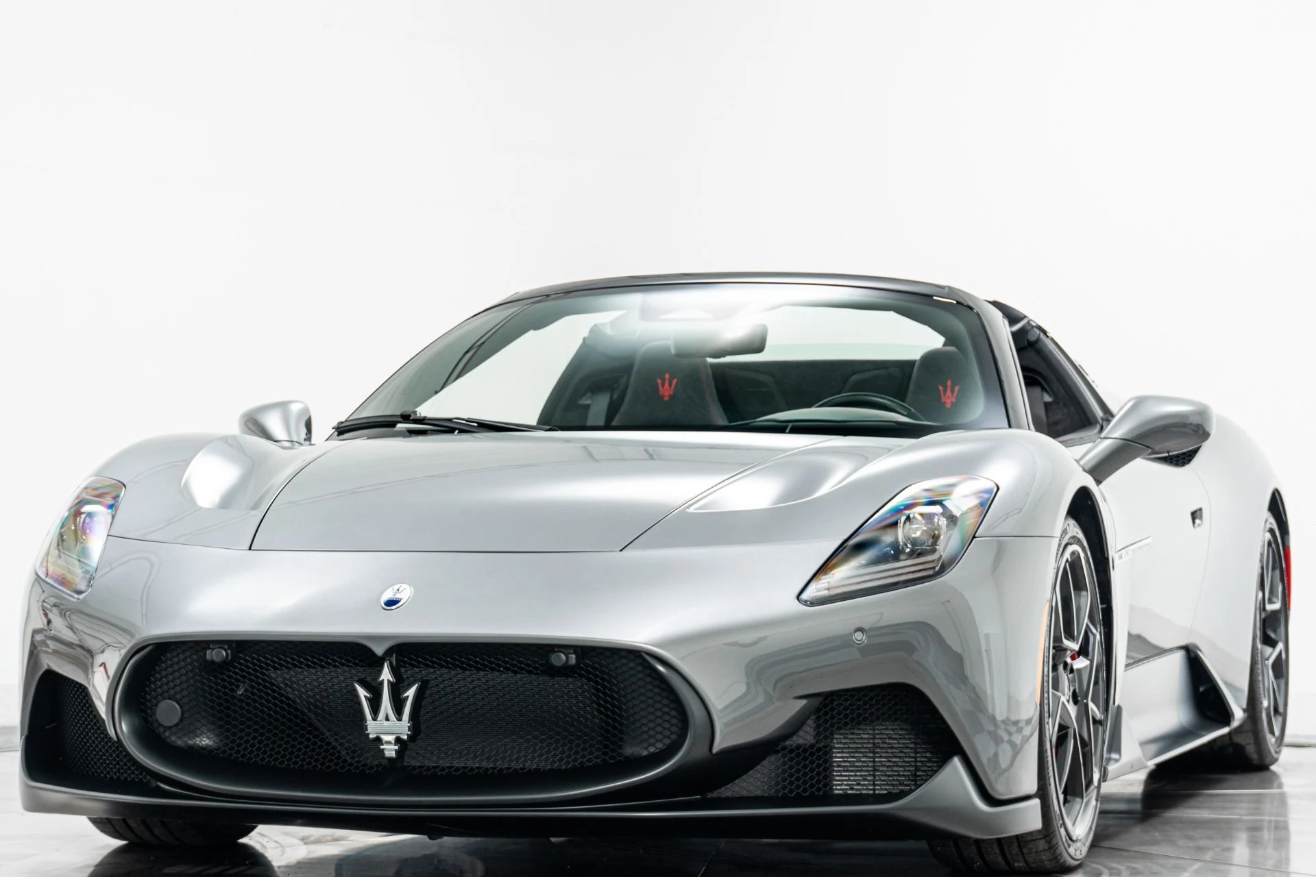 mph004_2000808108_Used_2023_Maserati_MC_20_Cielo_351_Miles_Lightweight_Racing_Seats_Interior_Carbon_Fiber_Package_1774034660_473c5c2bc7