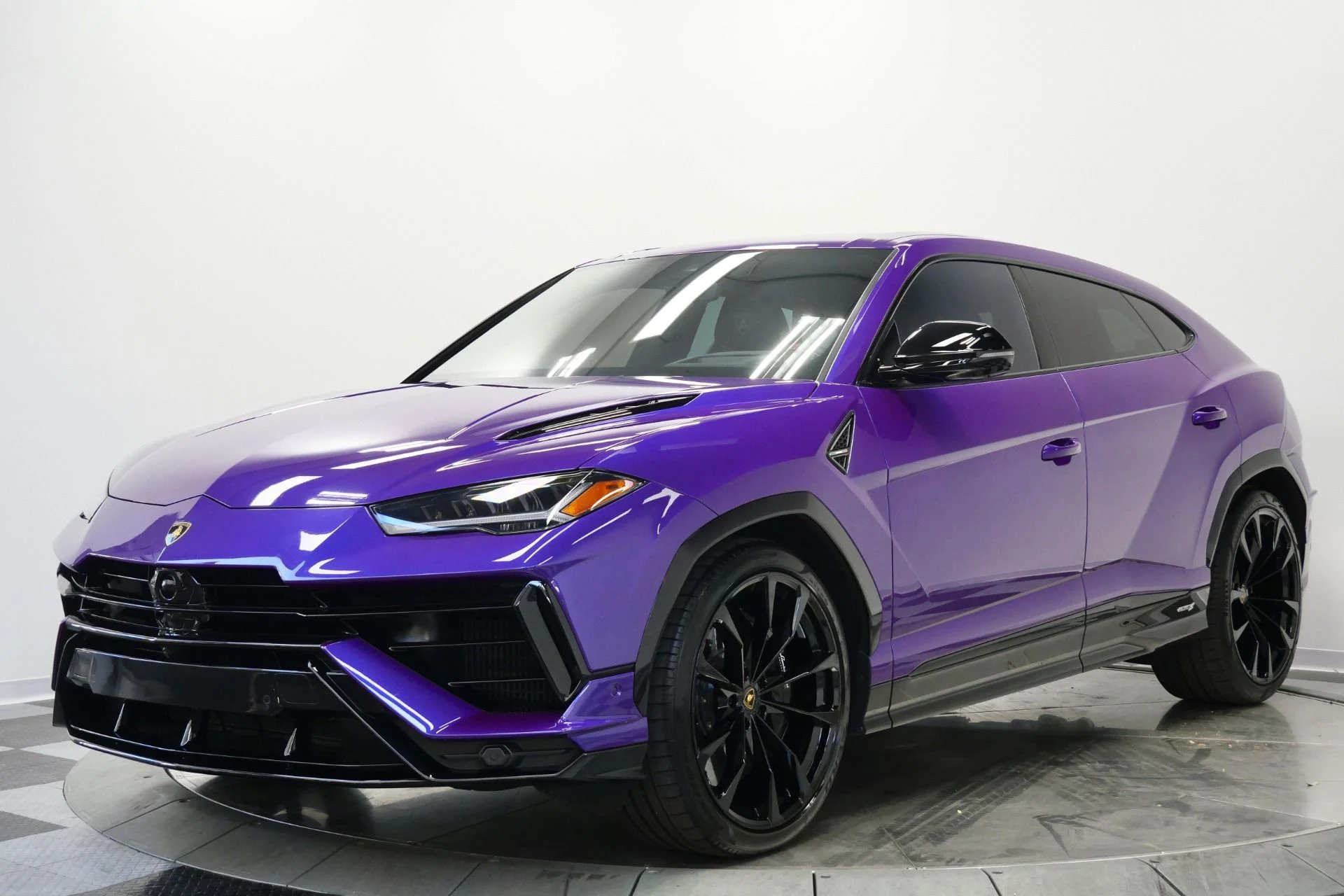 mph004_2004450132_Used_2023_Lamborghini_Urus_S_HIGHLY_Optioned_Ad_Personam_Paint_94_K_in_Options_1773247246_6666eaf818