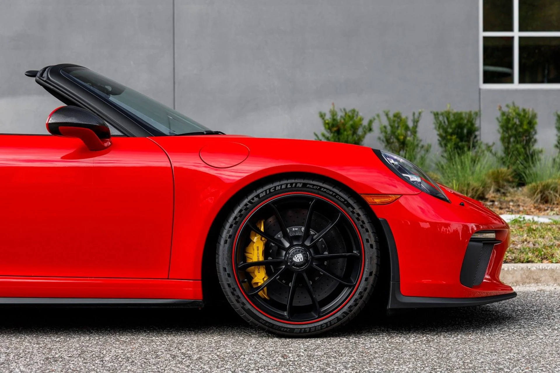 mph004_2015392141_661_p5_l_35c853e477