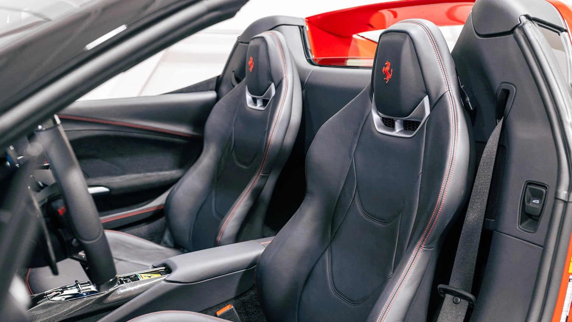 mph004_2018583289_Used_2025_Ferrari_296_GTS_1783164579_74caf84ae7
