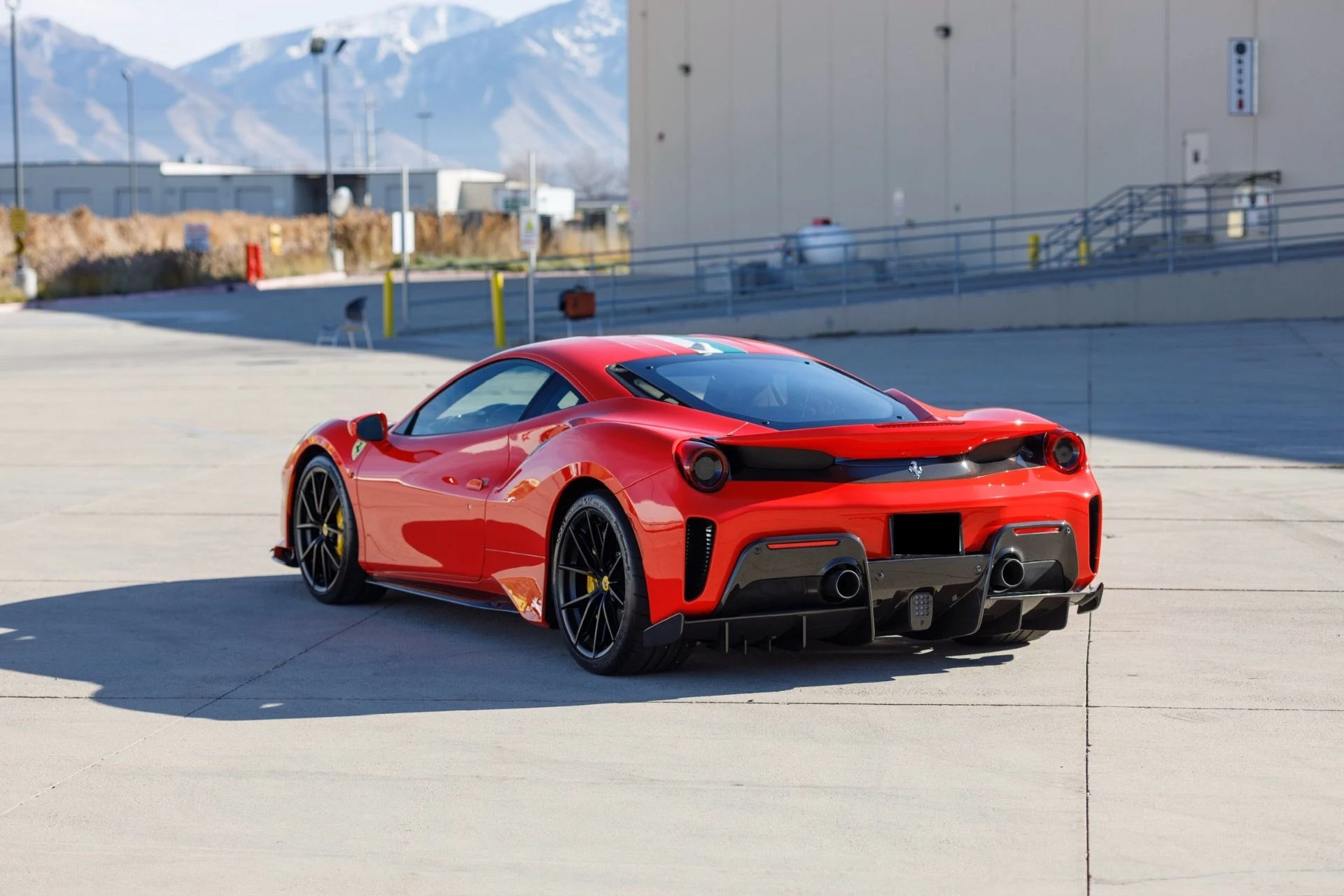 mph004_2019306332_Used_2020_Ferrari_488_Pista_1765914948_8c55688124