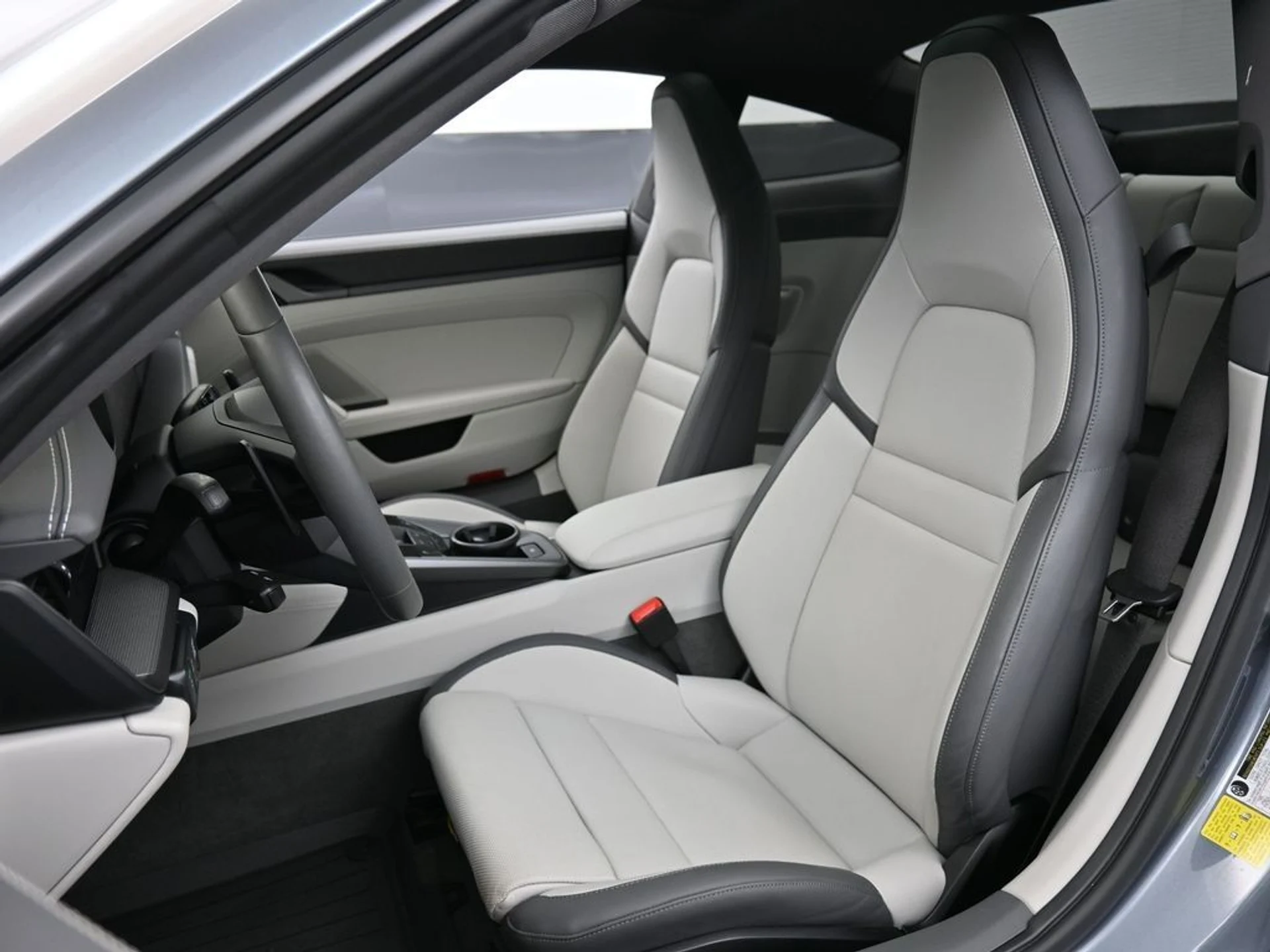 mph004_2021323536_e56a61d0692d483dd802c13d7ad97960_065bba089e