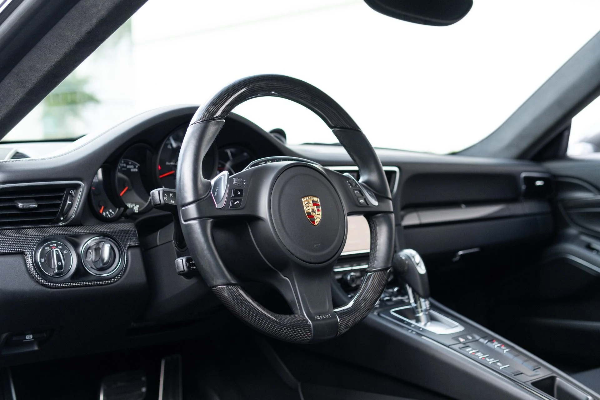 mph004_2024655716_Used_2014_Porsche_911_Turbo_S_1777344663_2ad1144ce4