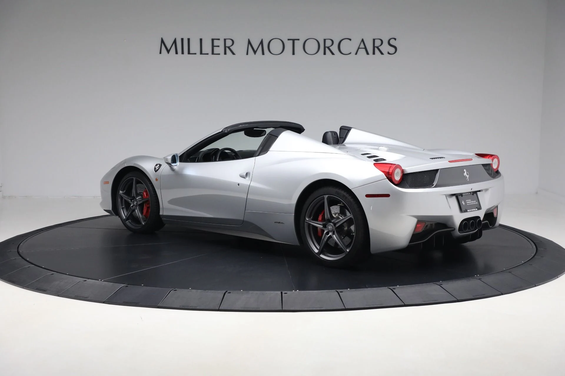 mph004_2029383682_Used_2015_Ferrari_458_Spider_750a553444