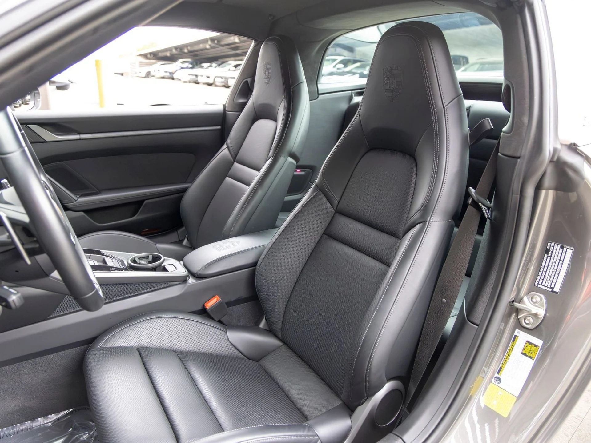 mph004_2029670764_5_1e6ef53214