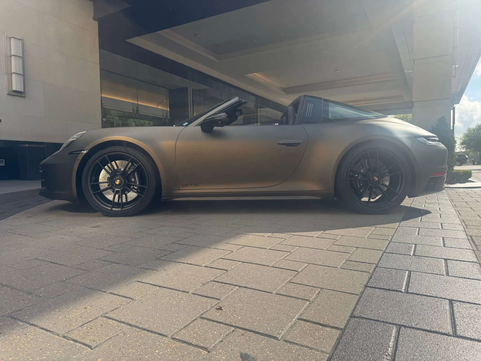 mph004_2030643178_17698ef2_5122_40d3_8b3b_bb7460254624_1e023cbc61