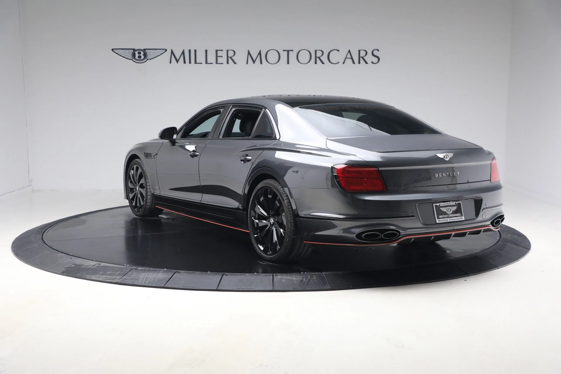 mph004_20324772_Used_2022_Bentley_Flying_Spur_V8_1770156779_e8c55da7a8