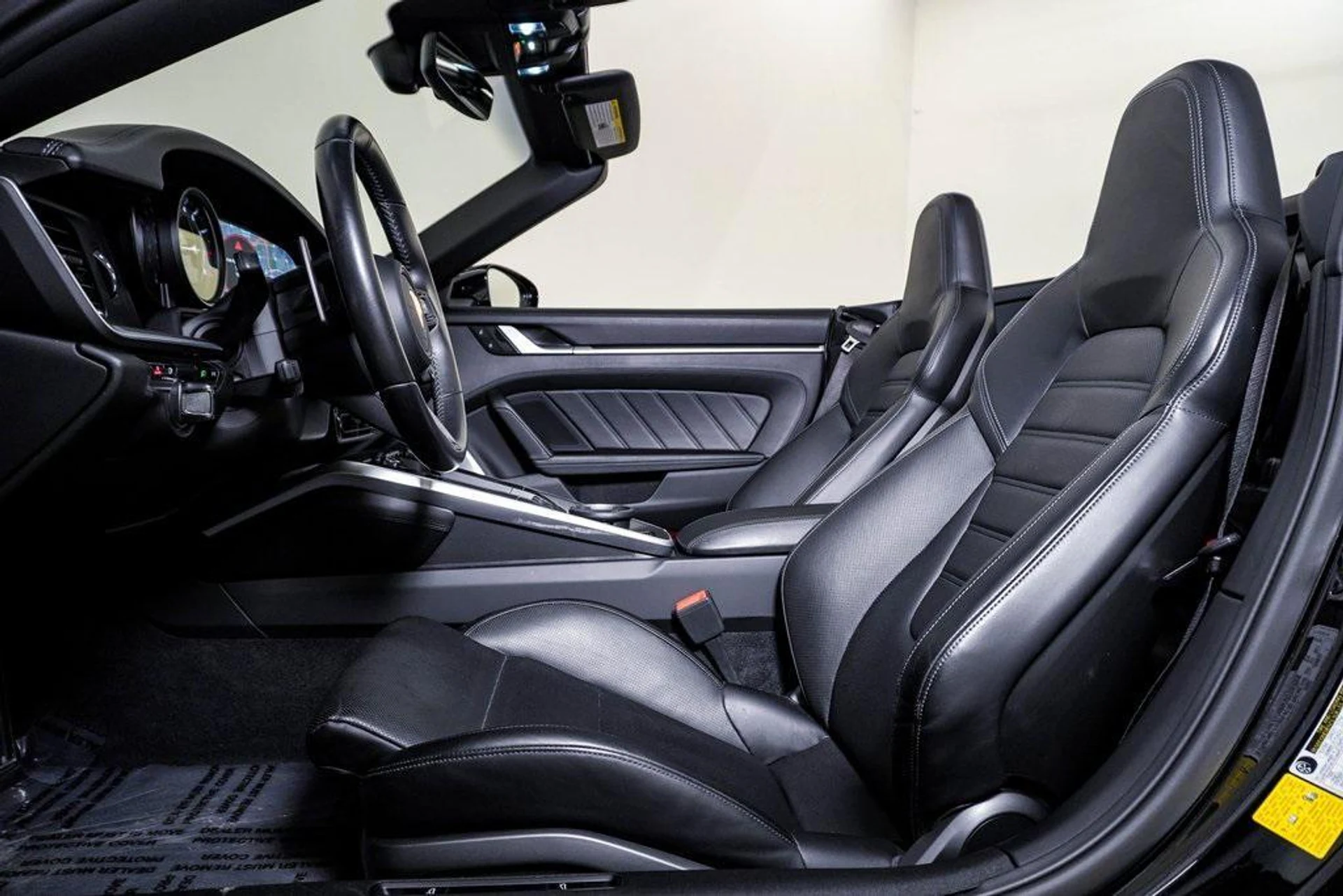 mph004_2034321089_I48tz_Z_Ldy_IM_Pdy_KL_Yz_UH_Ut_MB_Av_M_3280e6218a