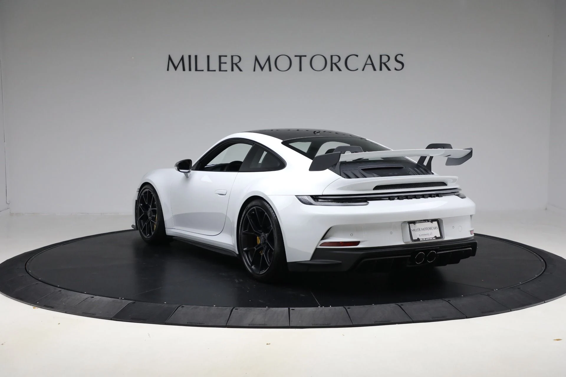 mph004_2035820469_Used_2022_Porsche_911_GT_3_5076f1978a
