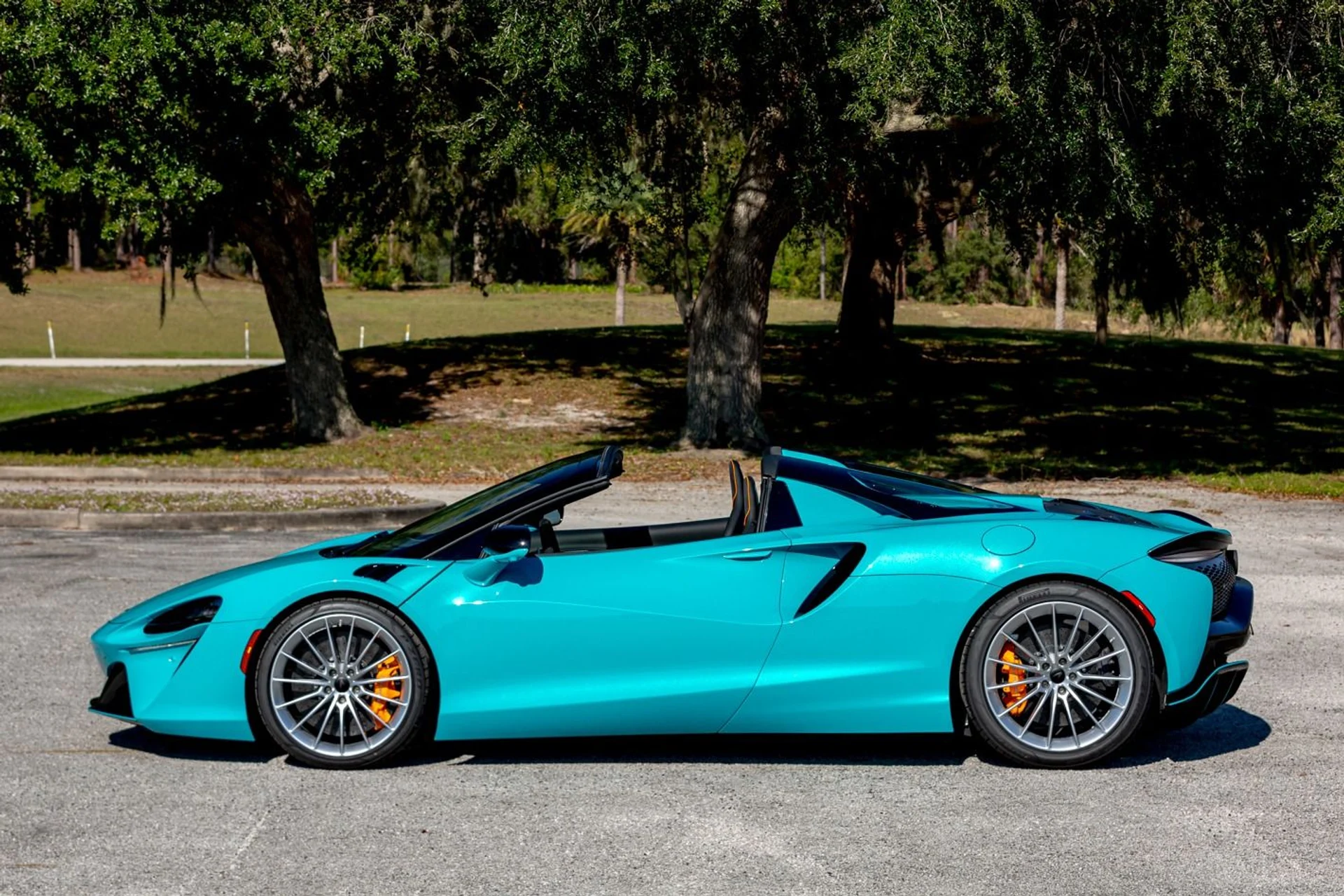 mph004_203721499_New_2025_Mc_Laren_Artura_Spider_Performance_a5926ff45d
