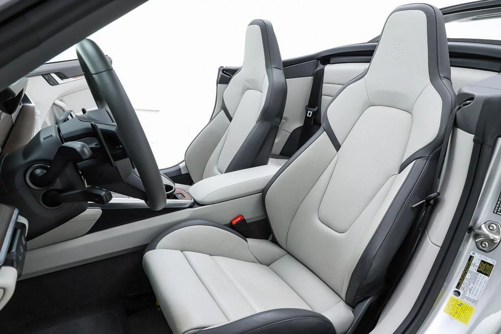 mph004_2041034127_Re_EH_4rmpq7h_TY_Dyd4_Ut_Zq_A_Dk_ow_3b49d2b1f2