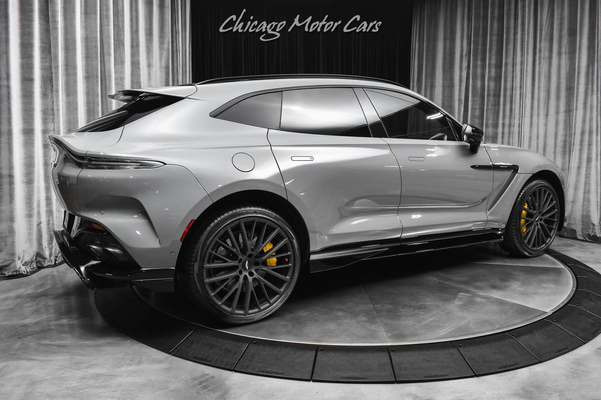 mph004_204222582_13519_p5_l_2f8a6afdd1